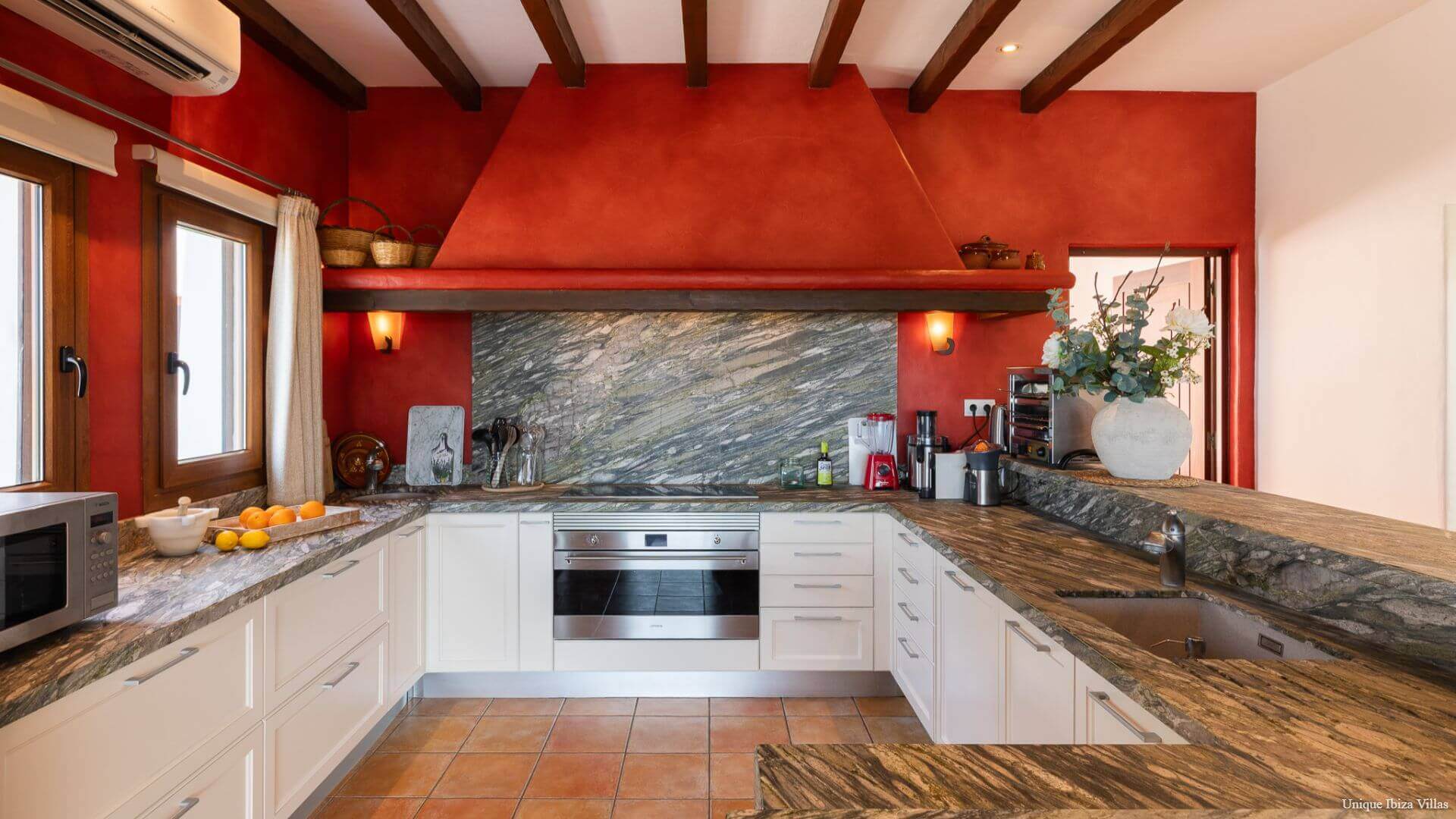 VILLA CAN LLOSAS DE DALT - 5 Bedrooms - San Carlos/Las Dalias