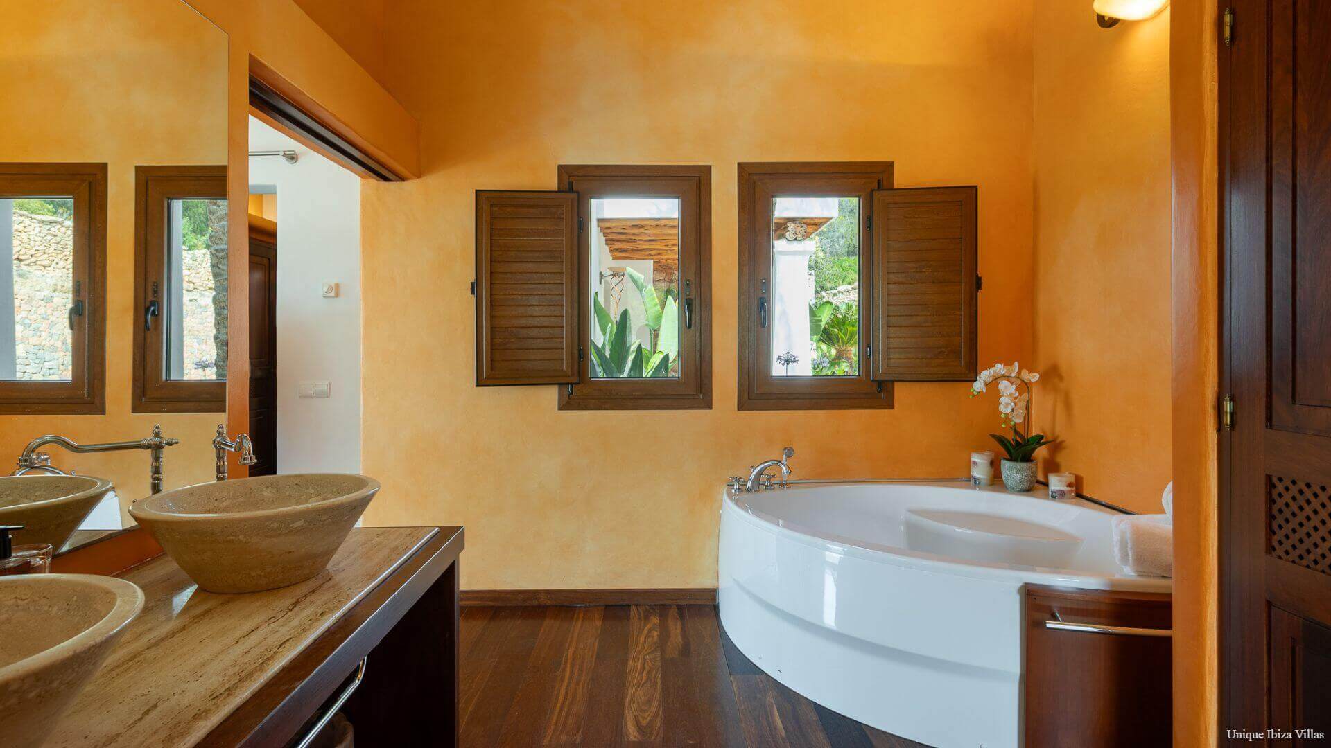 VILLA CAN LLOSAS DE DALT - 5 Bedrooms - San Carlos/Las Dalias