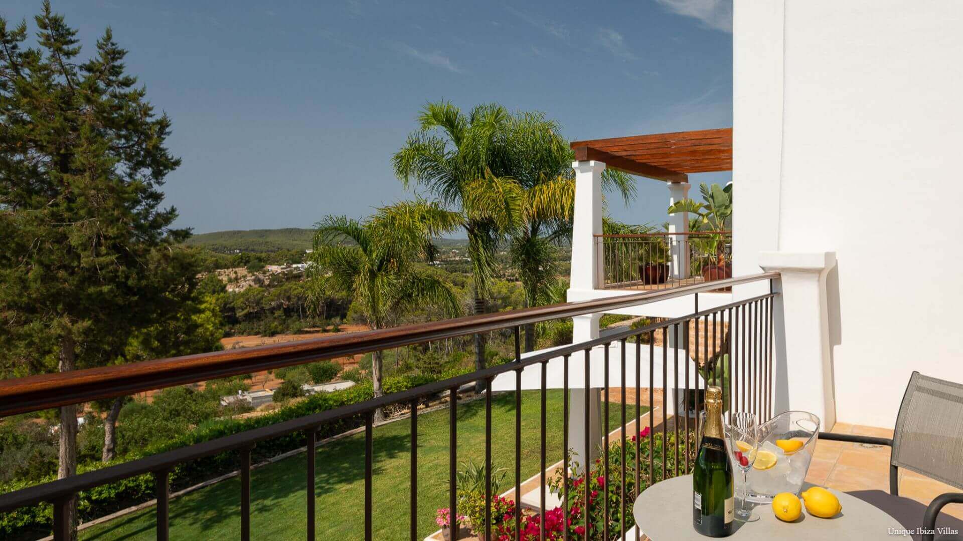 VILLA CAN LLOSAS DE DALT - 5 Bedrooms - San Carlos/Las Dalias