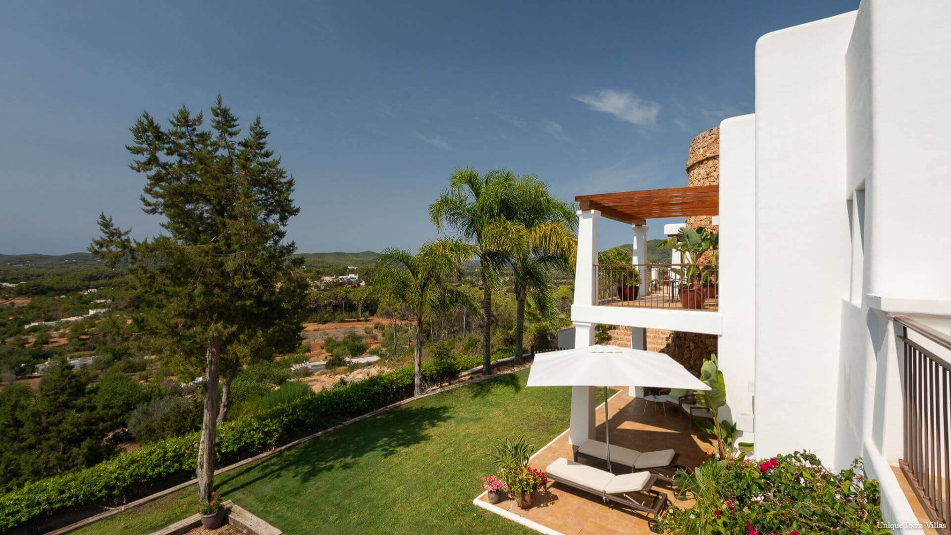 VILLA CAN LLOSAS DE DALT - 5 Bedrooms - San Carlos/Las Dalias
