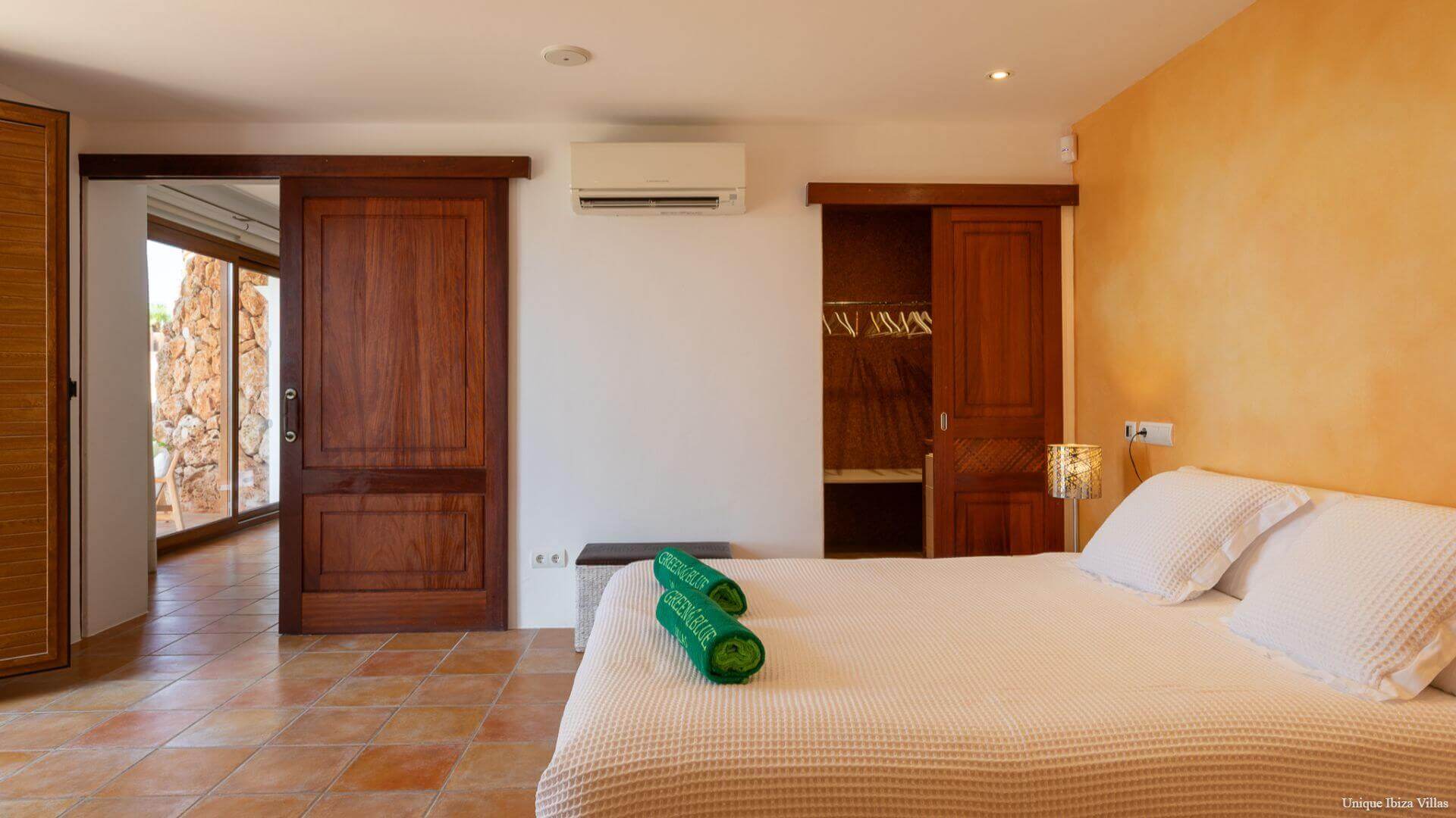VILLA CAN LLOSAS DE DALT - 5 Bedrooms - San Carlos/Las Dalias