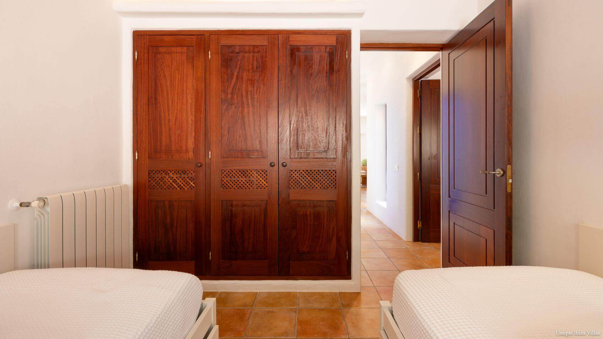 VILLA CAN LLOSAS DE DALT - 5 Bedrooms - San Carlos/Las Dalias