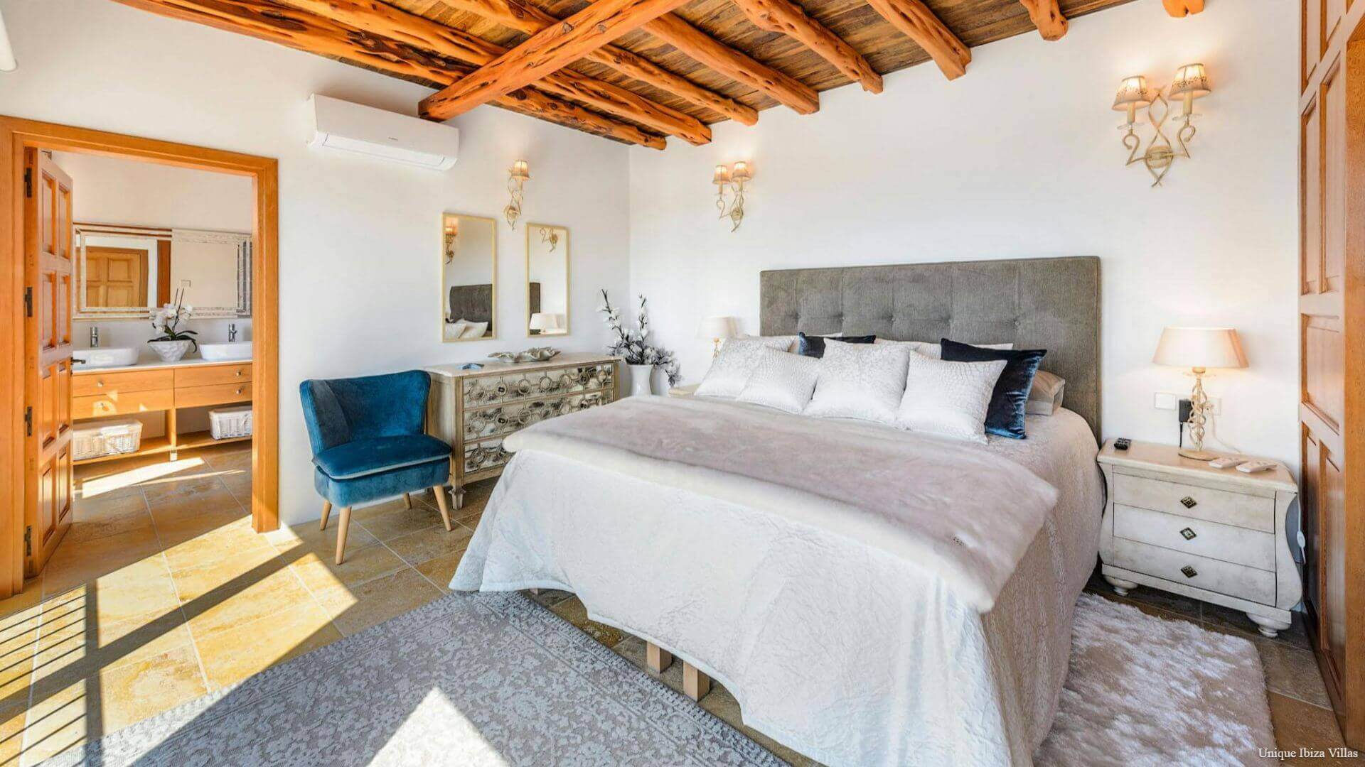 VILLA CAN PRATS - 4 Bedrooms - Santa Eulalia 