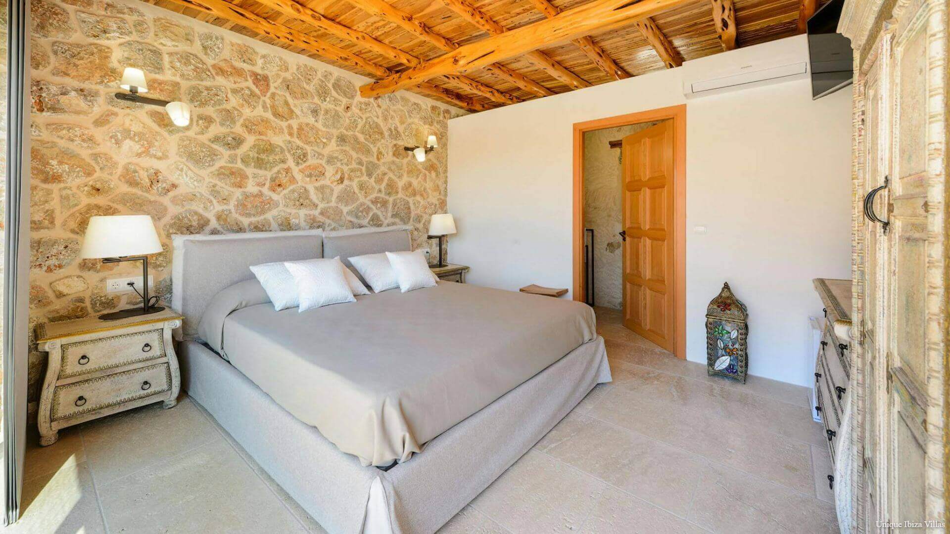 VILLA CAN PRATS - 4 Bedrooms - Santa Eulalia 