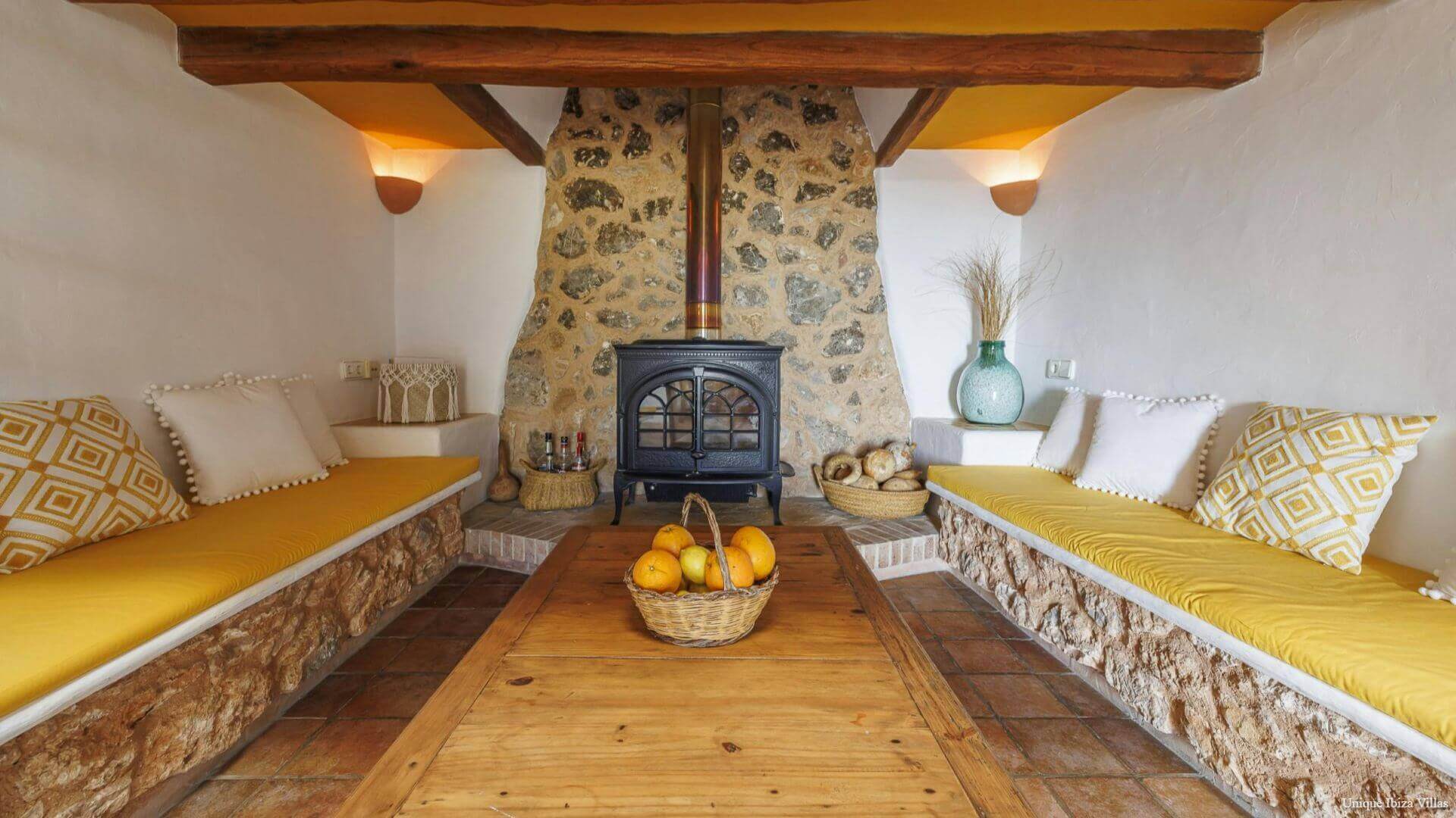 ES REPOS VELL - 4 Bedrooms - San Carlos/Sant Carles