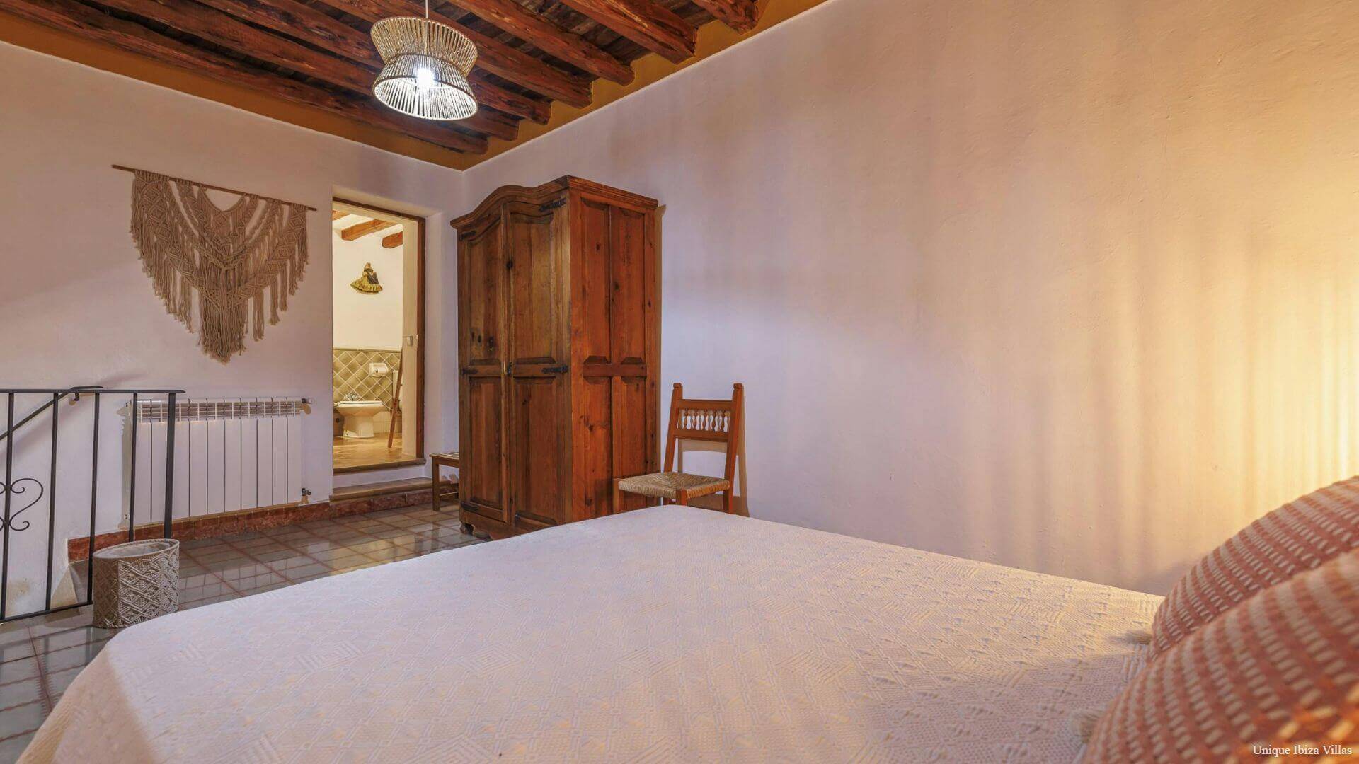 ES REPOS VELL - 4 Bedrooms - San Carlos/Sant Carles
