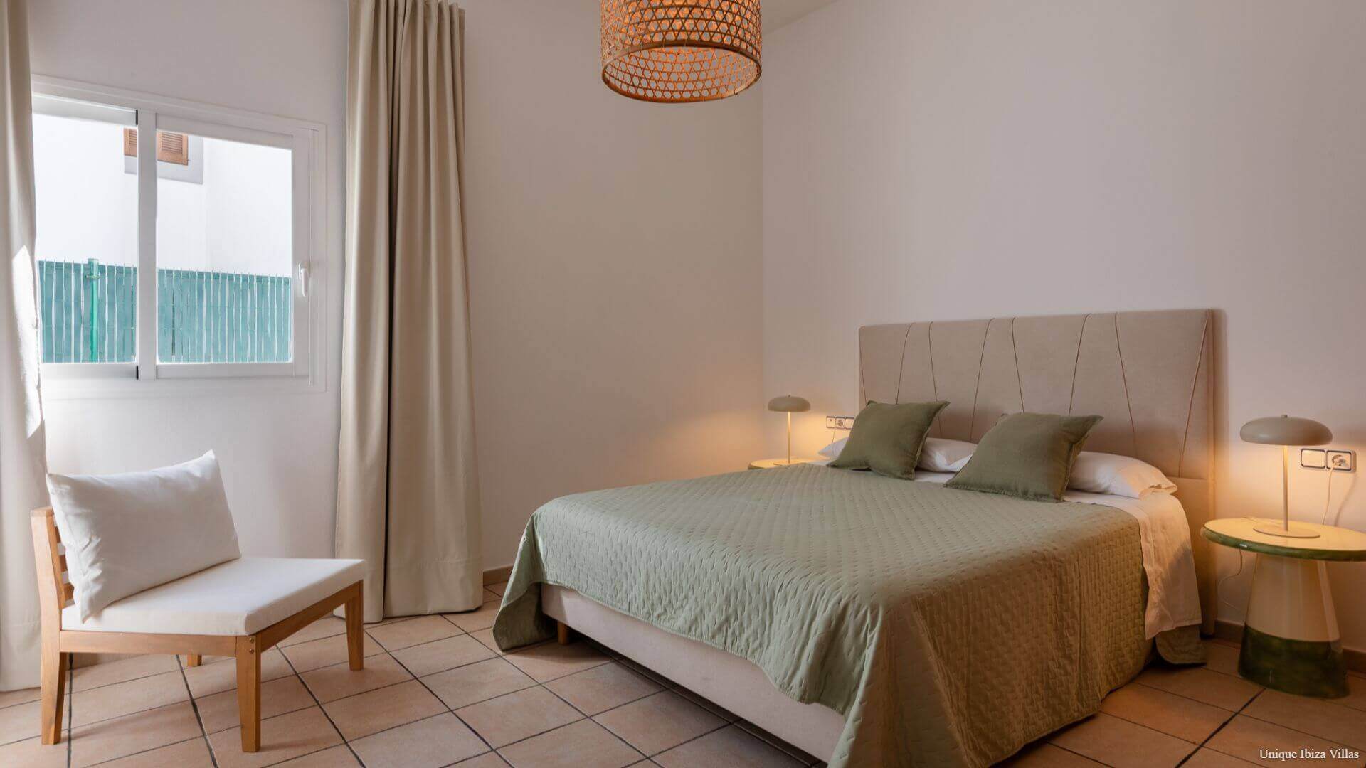 VILLA LINA - 4 Bedrooms - Santa Gertrudis (Walk To Village)