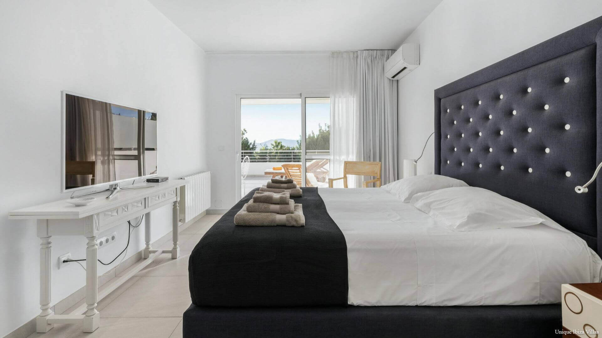 CASA LA HORTENSIA - 5 Bedrooms - Can Furnet / Ibiza Town