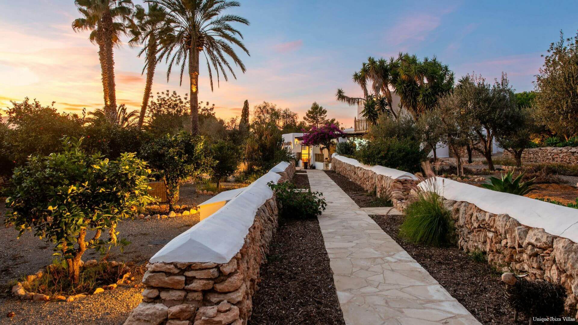 FINCA DAYANARA - 5 Bedrooms - Near San Rafael & Ibiza Town