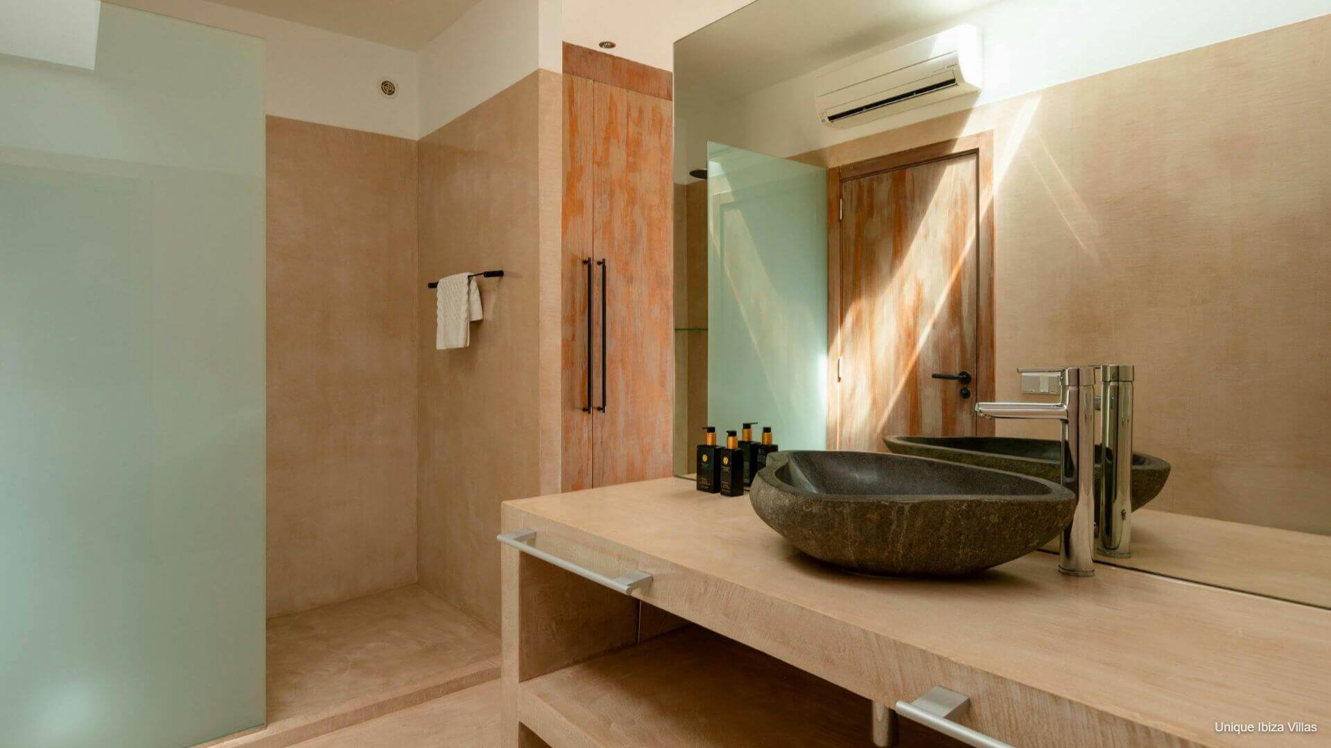 VILLA BELLA VISTA - 6 Bedrooms - San Rafael (Rural)