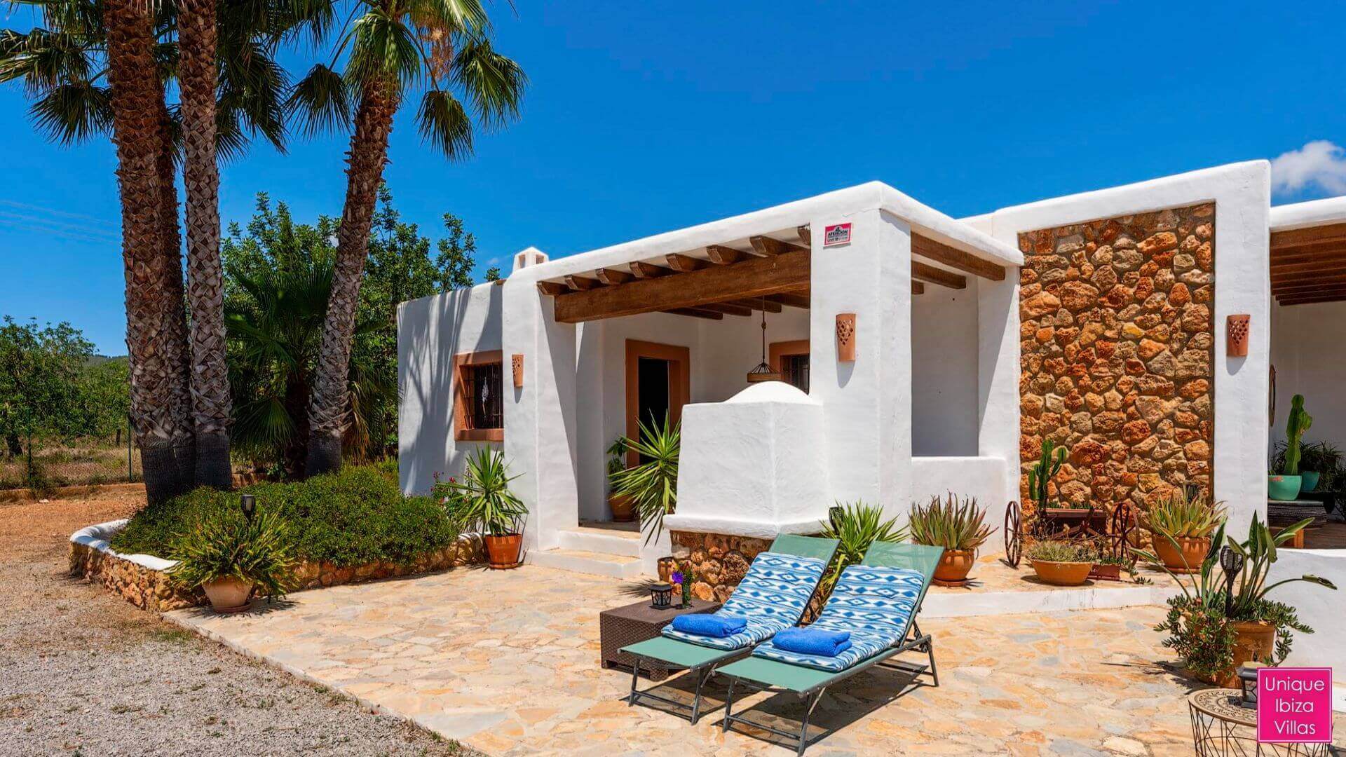 VILLA CANA CLARA - 3 Bedrooms - San Lorenzo/San Carlos/Atzaro Ibiza (Rural)