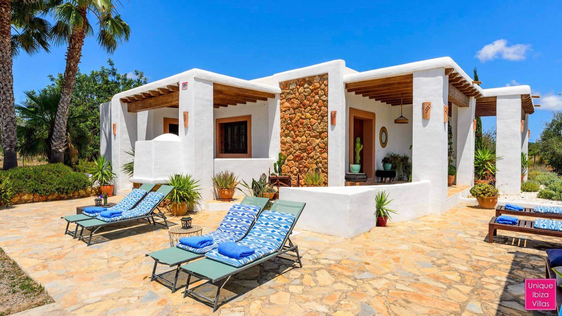 VILLA CANA CLARA - 3 Bedrooms - San Lorenzo/San Carlos/Atzaro Ibiza (Rural)