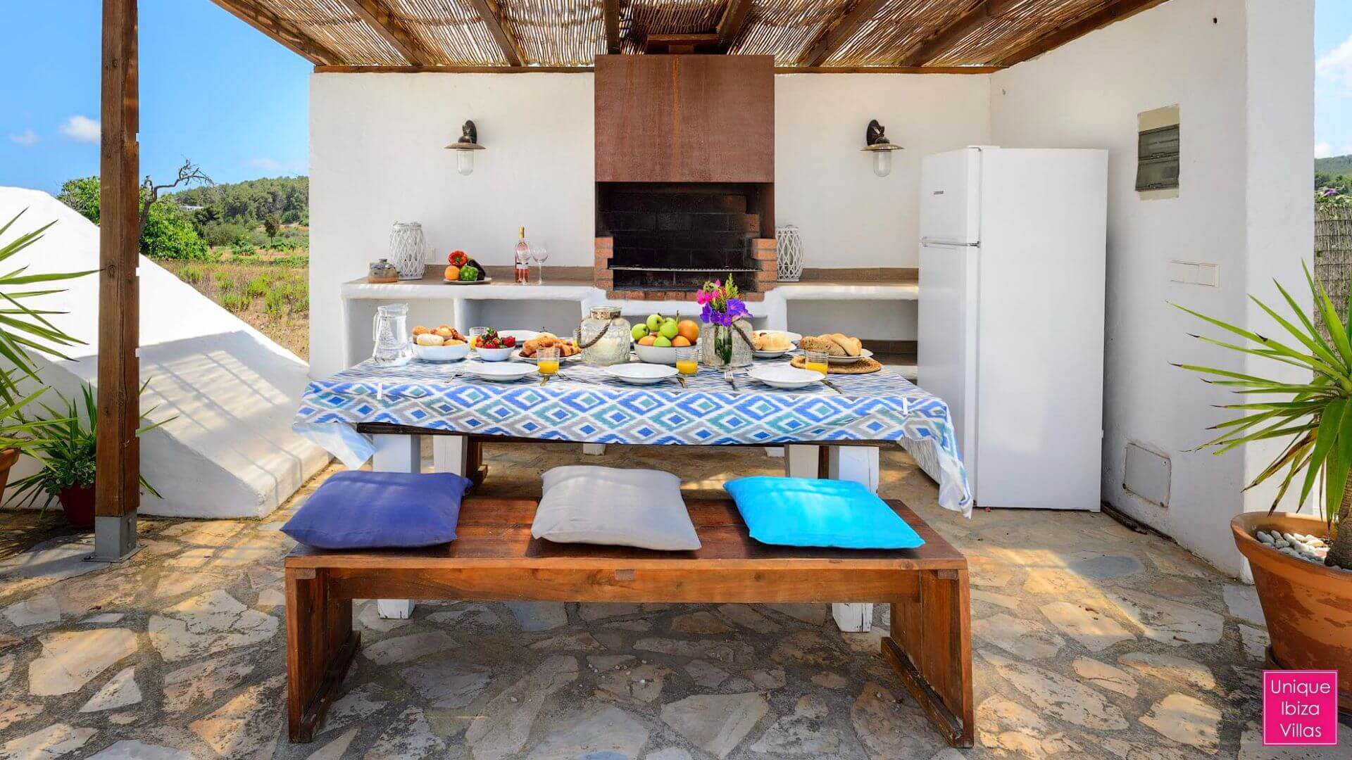 VILLA CANA CLARA - 3 Bedrooms - San Lorenzo/San Carlos/Atzaro Ibiza (Rural)