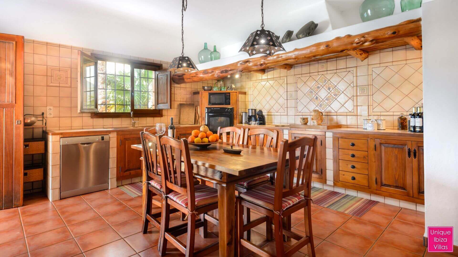 VILLA CANA CLARA - 3 Bedrooms - San Lorenzo/San Carlos/Atzaro Ibiza (Rural)