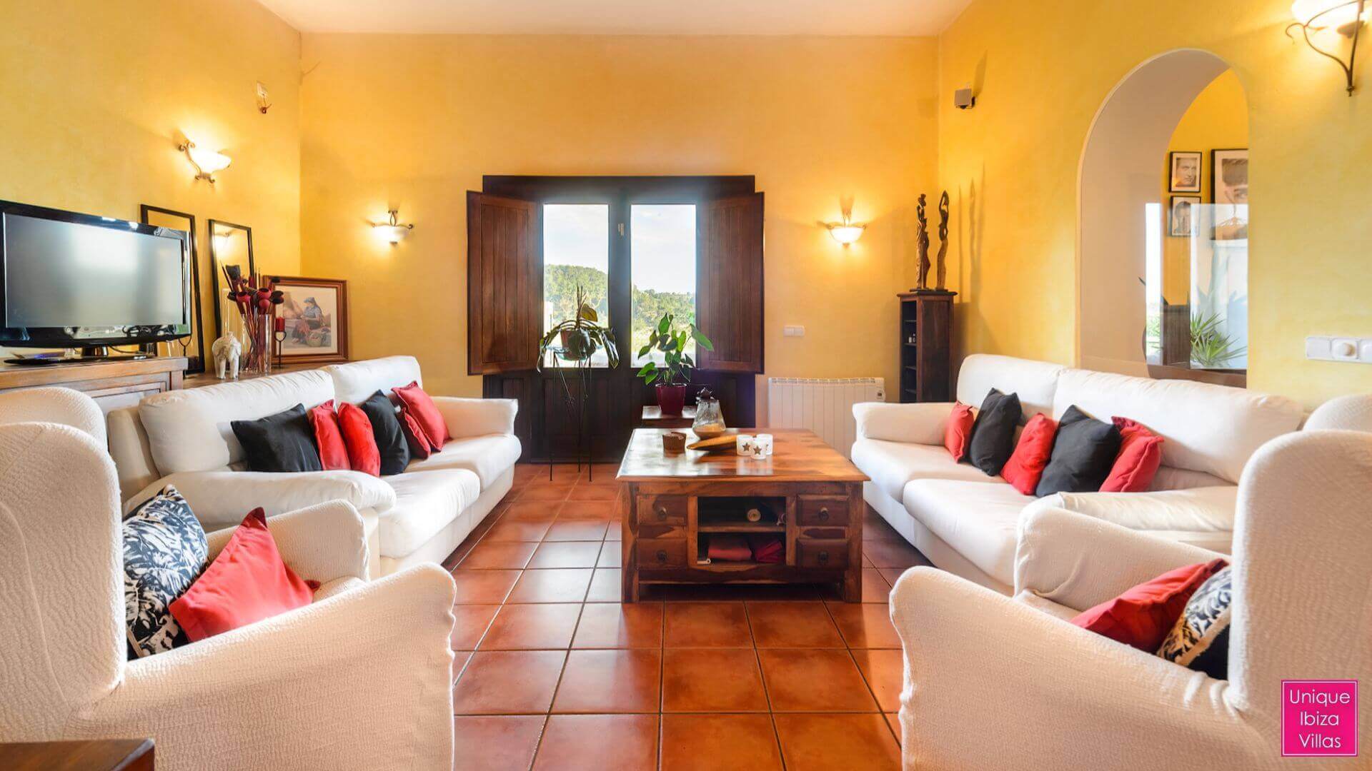 VILLA CANA CLARA - 3 Bedrooms - San Lorenzo/San Carlos/Atzaro Ibiza (Rural)