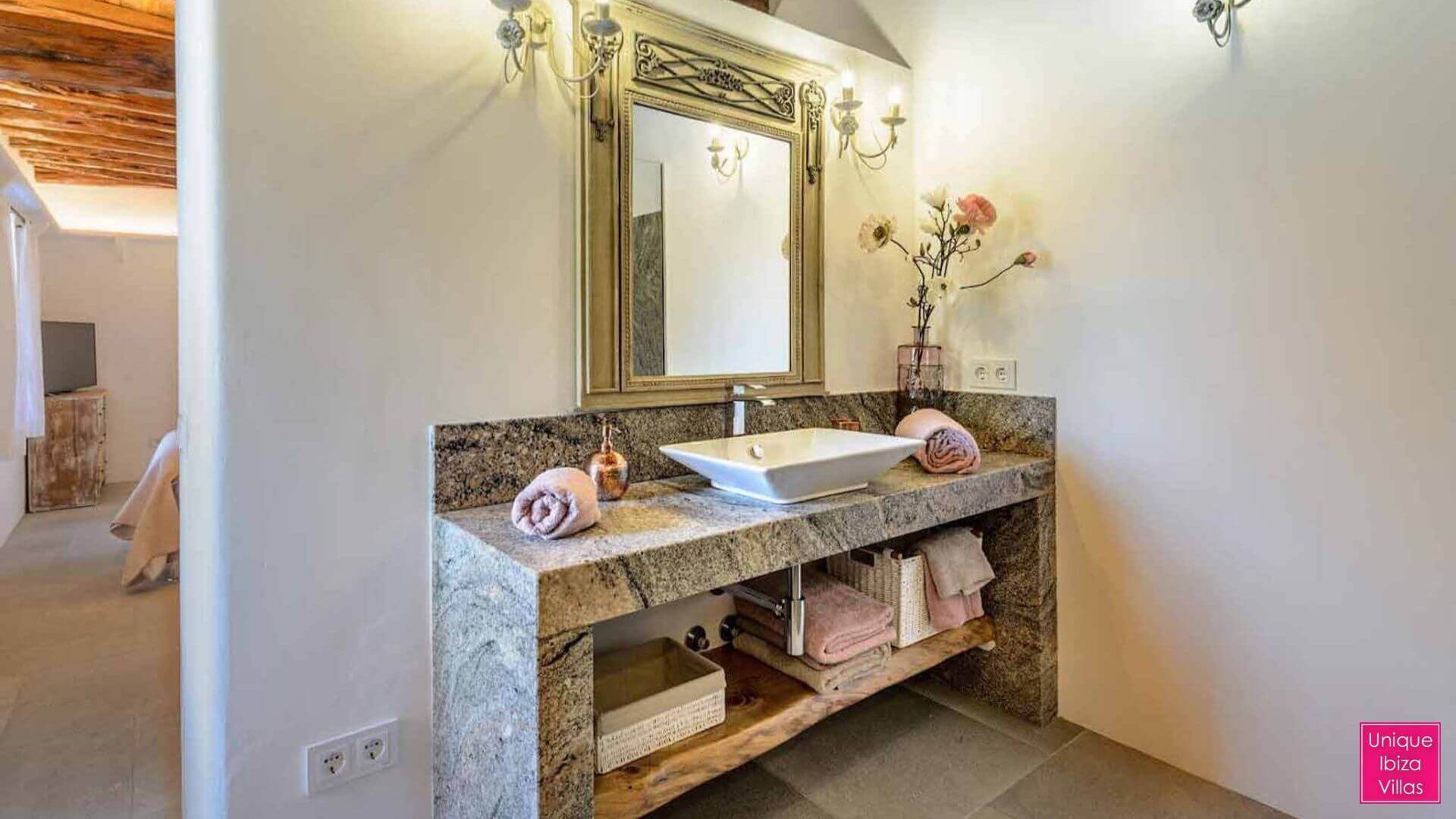 VILLA IDURRE - 4 Bedrooms - Rural near San Juan/Sant Joan