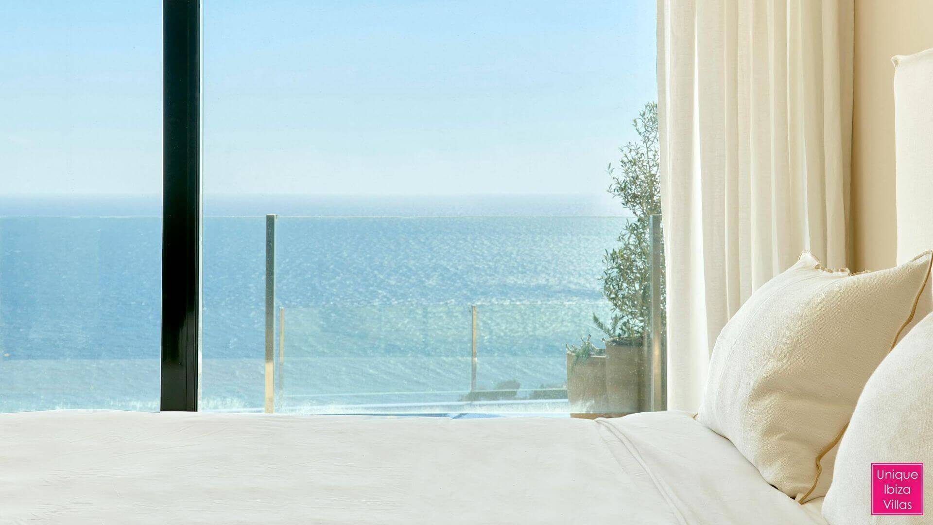 VILLA ORA - 3 Bedrooms - Can Besso Near Ibiza Town