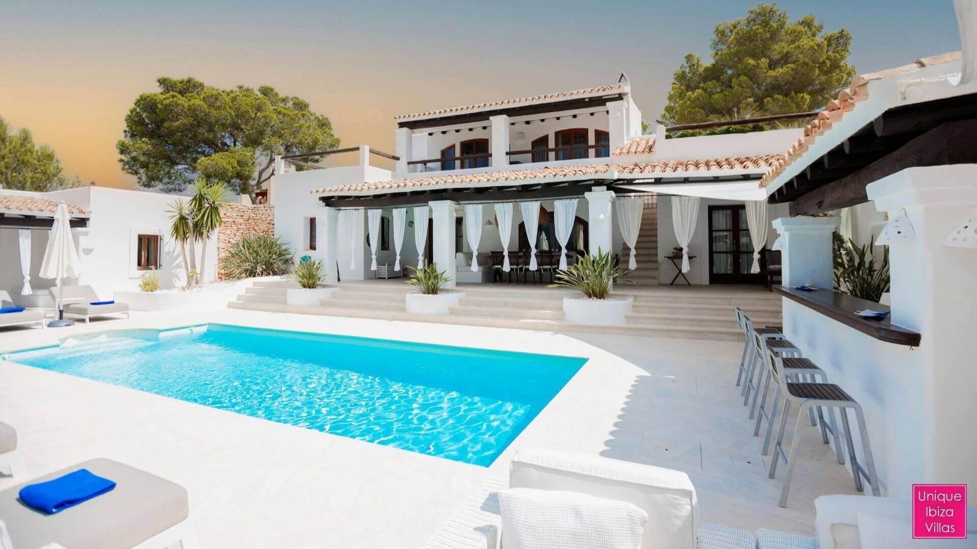  CAN DESTINO DELUXE - 6 Bedrooms - Roca Llisa 