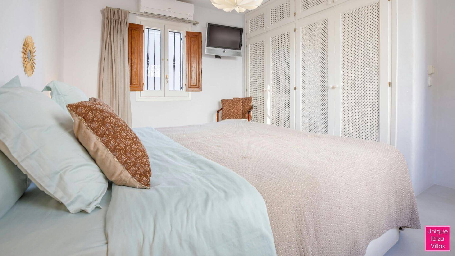  CAN DESTINO DELUXE - 6 Bedrooms - Roca Llisa 