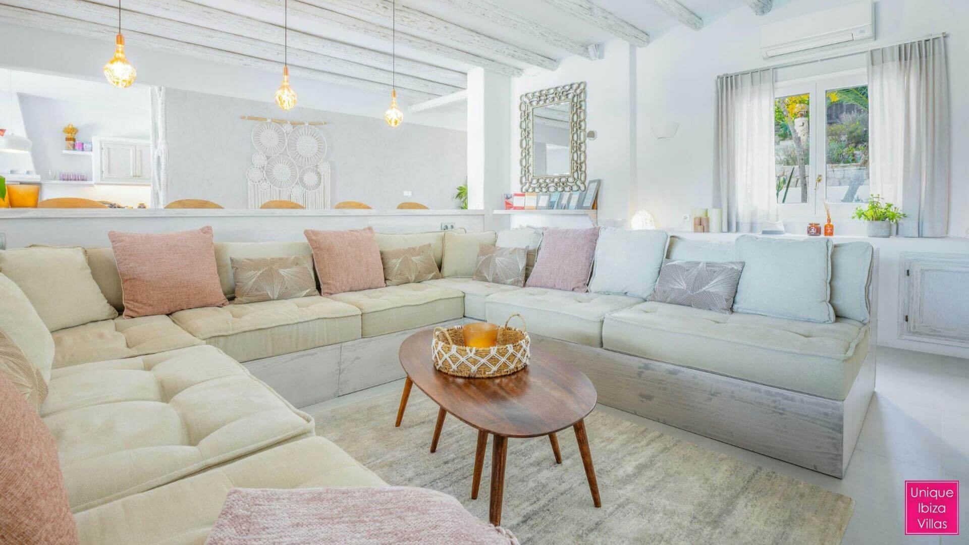  CAN DESTINO DELUXE - 6 Bedrooms - Roca Llisa 