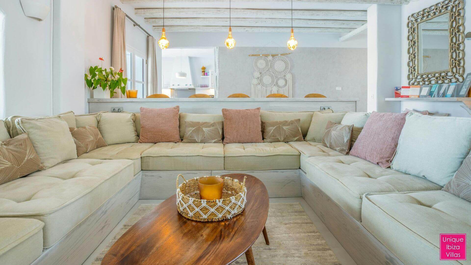  CAN DESTINO DELUXE - 6 Bedrooms - Roca Llisa 
