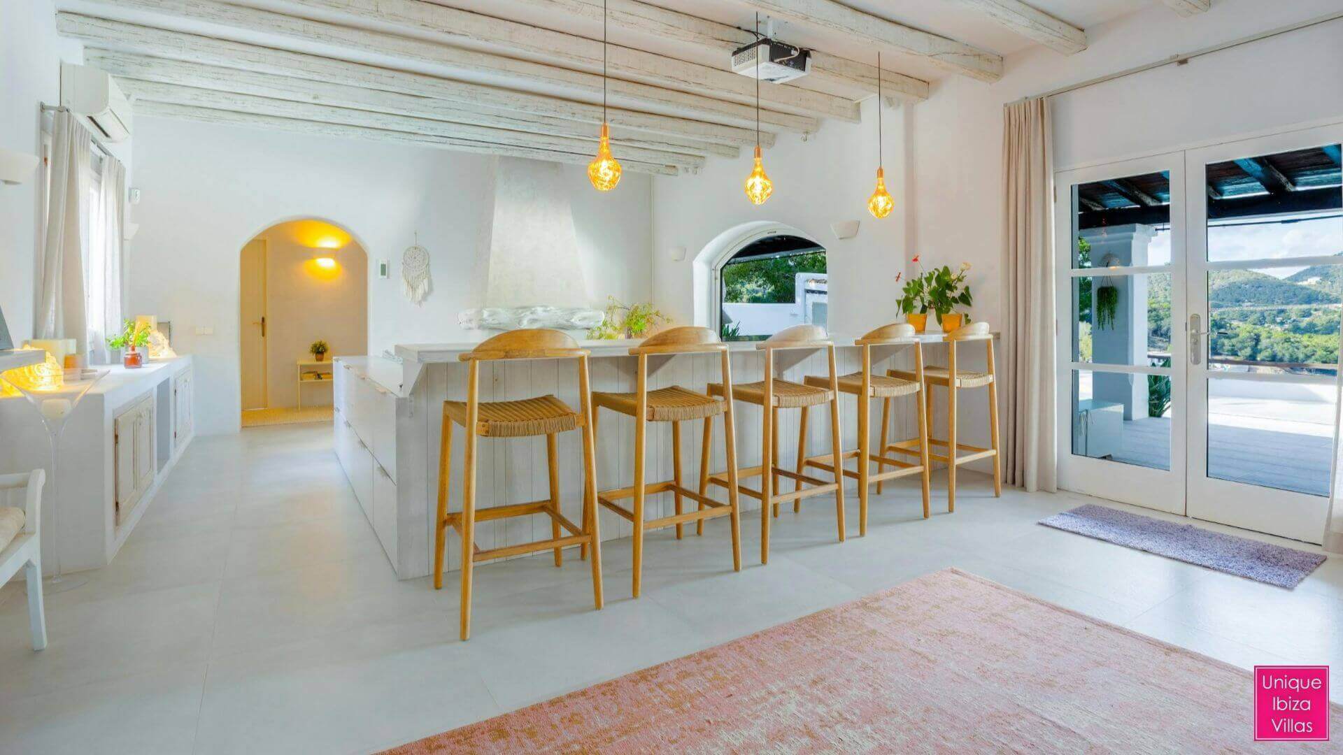  CAN DESTINO DELUXE - 6 Bedrooms - Roca Llisa 