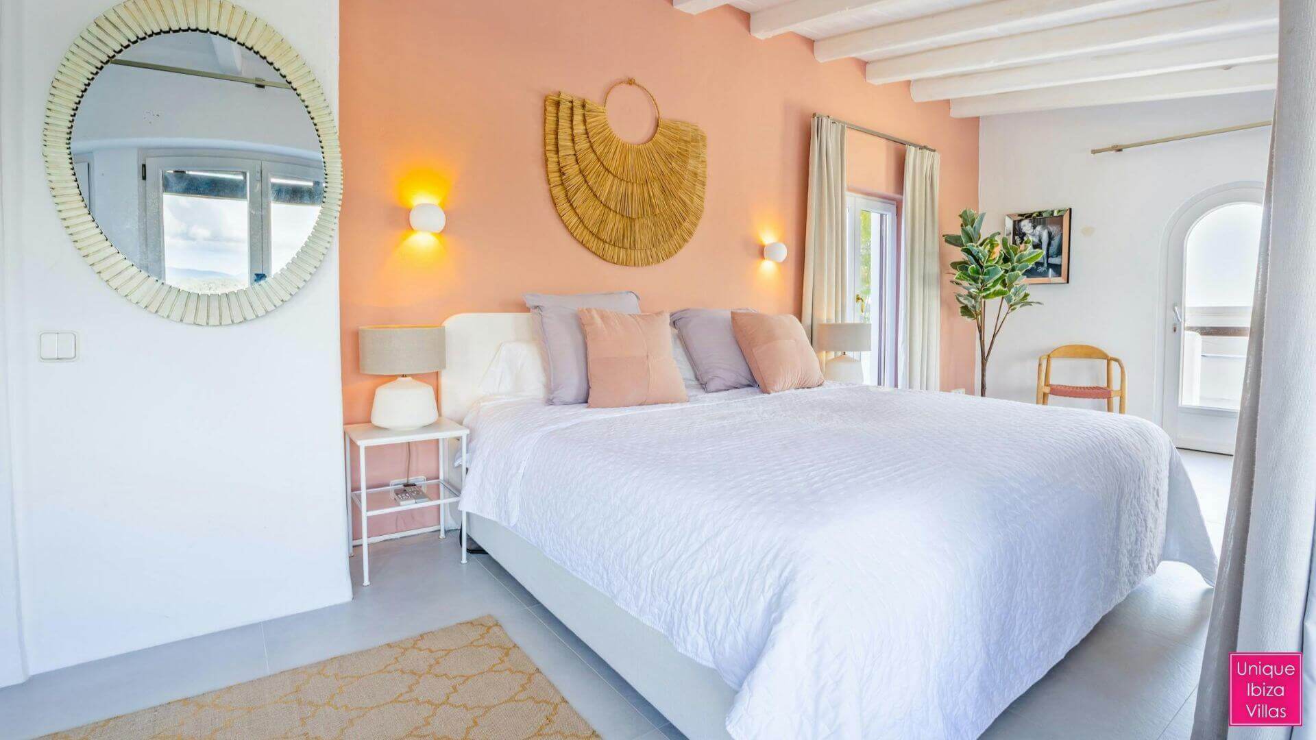  CAN DESTINO DELUXE - 6 Bedrooms - Roca Llisa 