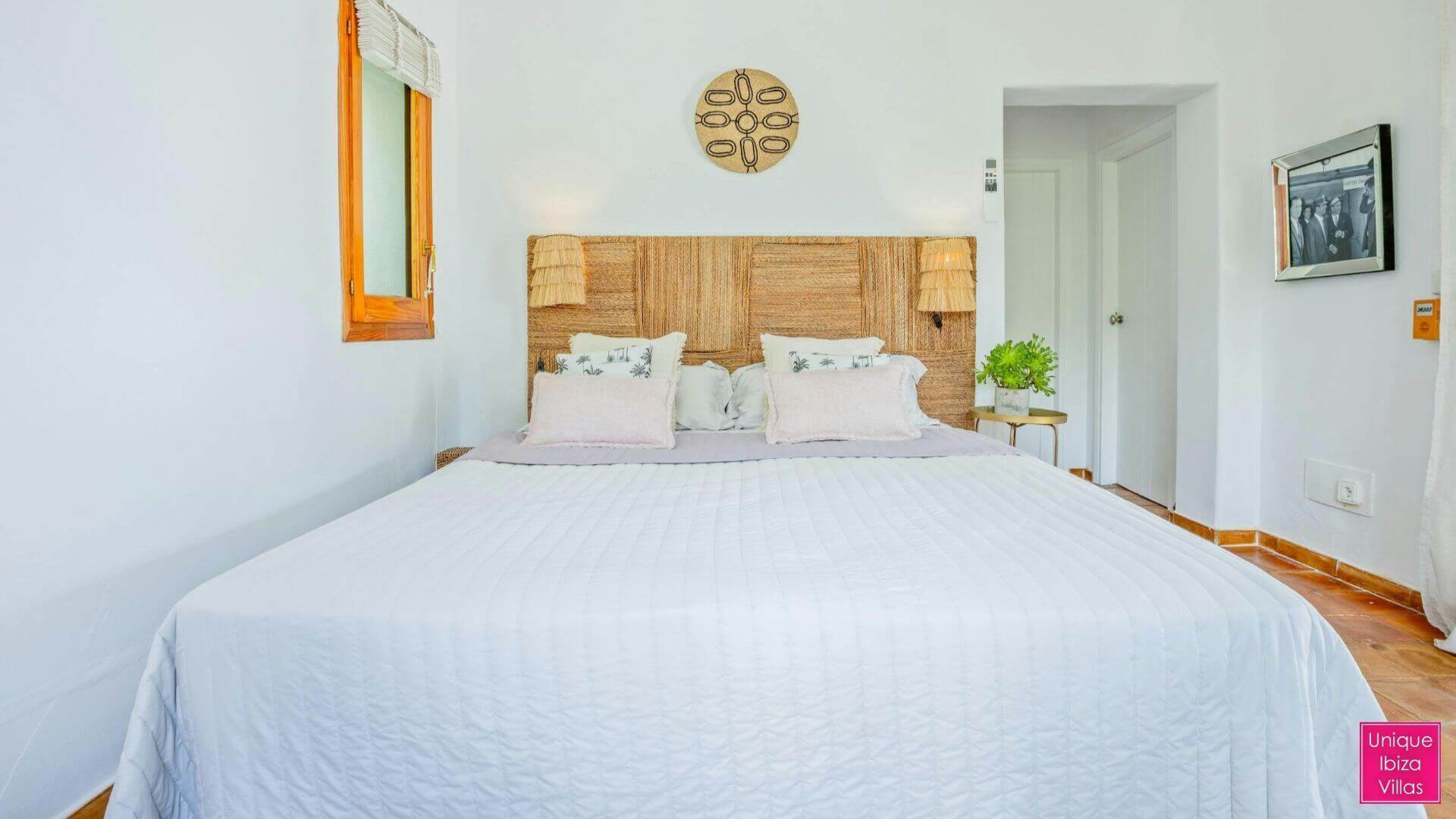  CAN DESTINO DELUXE - 6 Bedrooms - Roca Llisa 