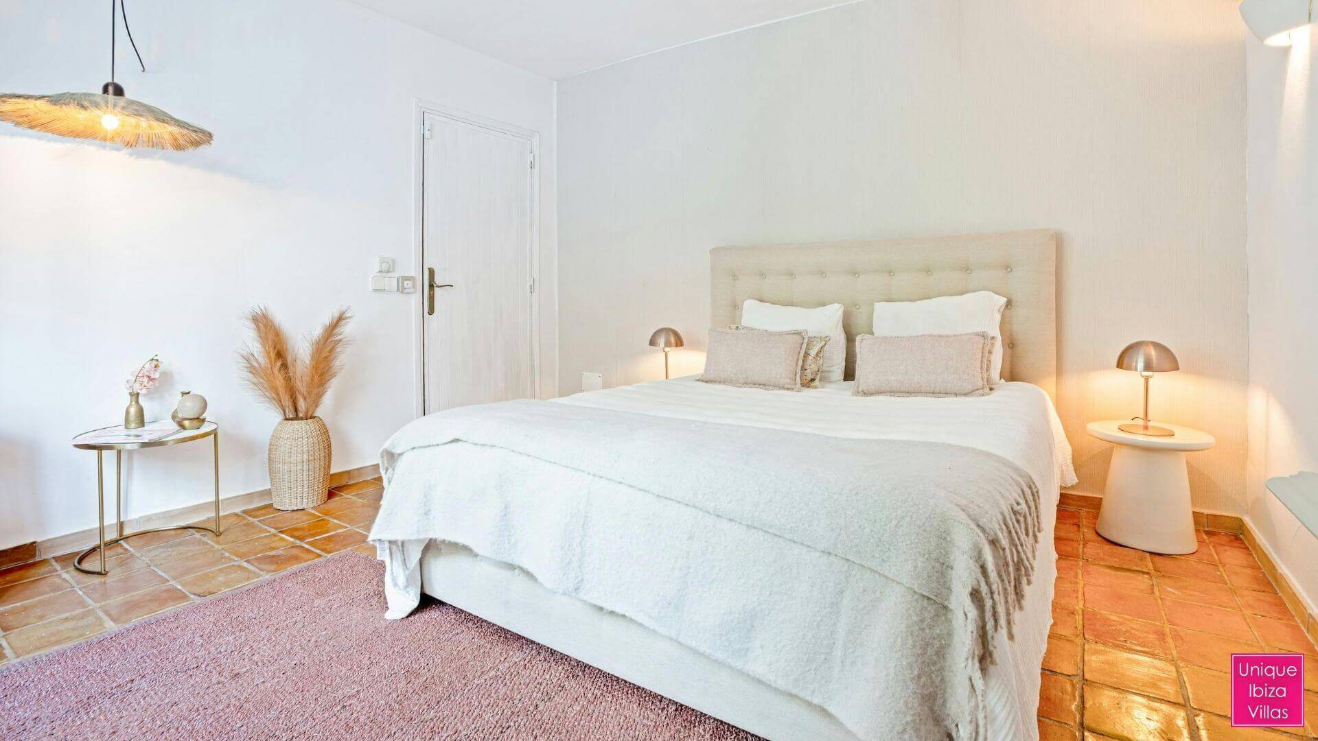  CAN DESTINO DELUXE - 6 Bedrooms - Roca Llisa 