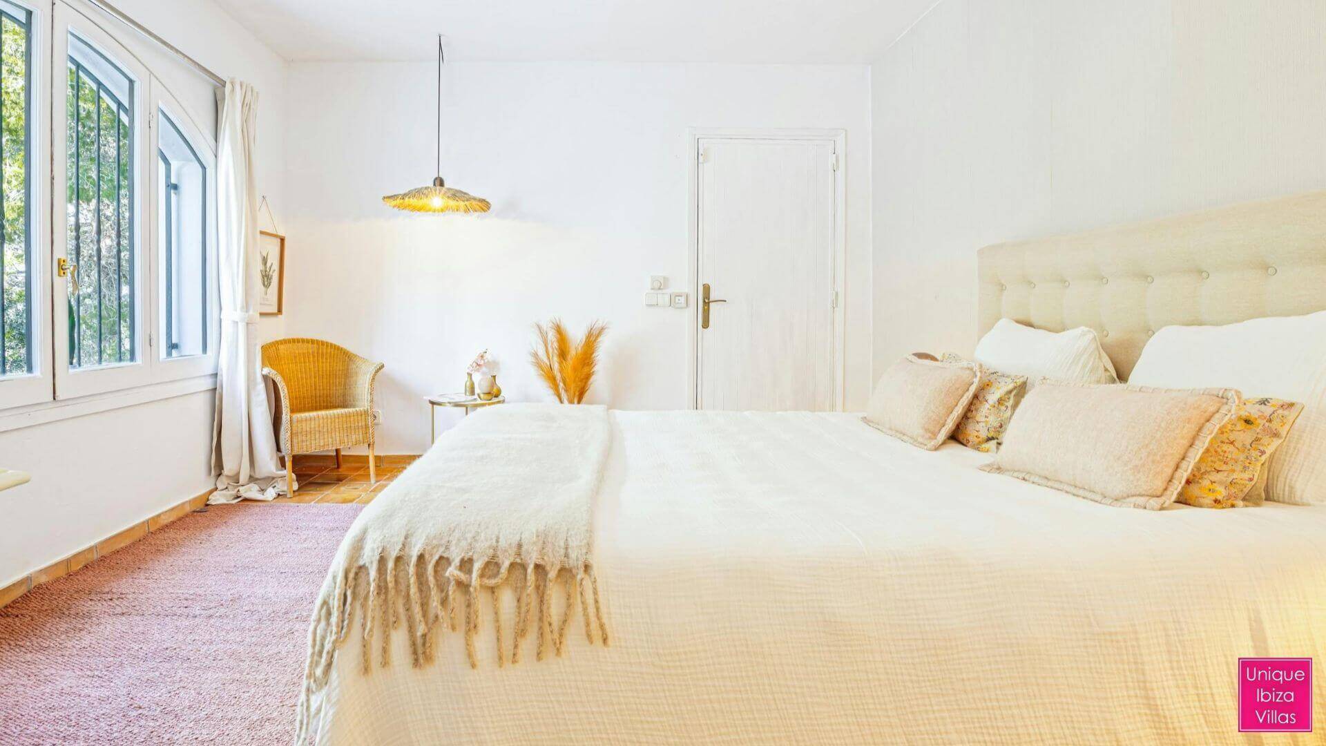  CAN DESTINO DELUXE - 6 Bedrooms - Roca Llisa 