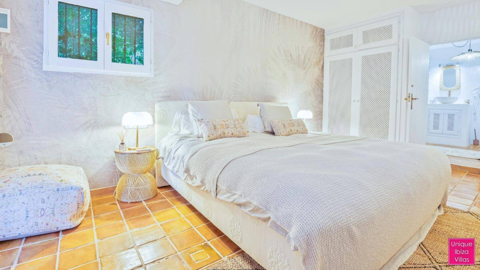  CAN DESTINO DELUXE - 6 Bedrooms - Roca Llisa 