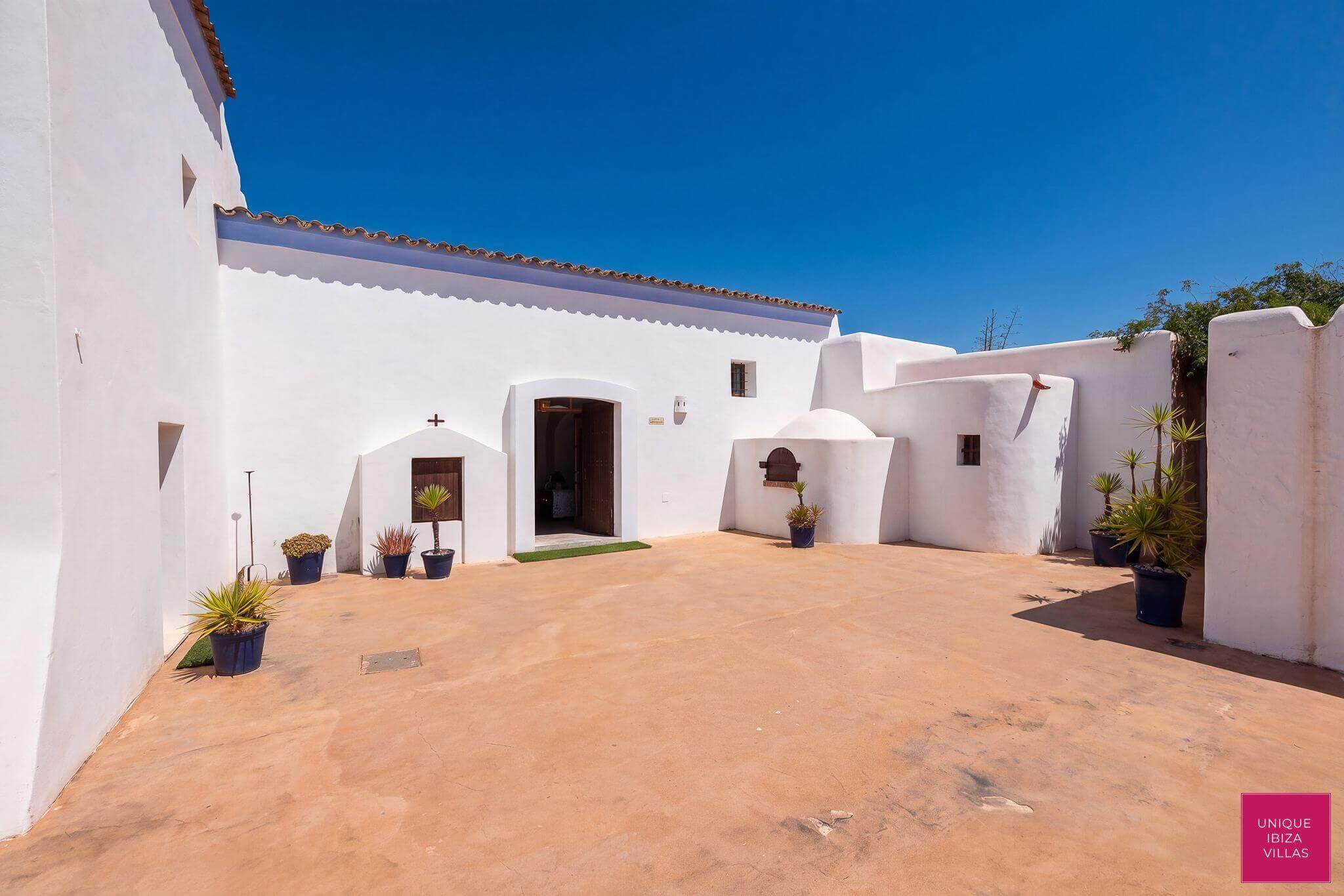  - VILLA CAN MARSCOCH - 5 Bedrooms - Near Ibiza Town 
