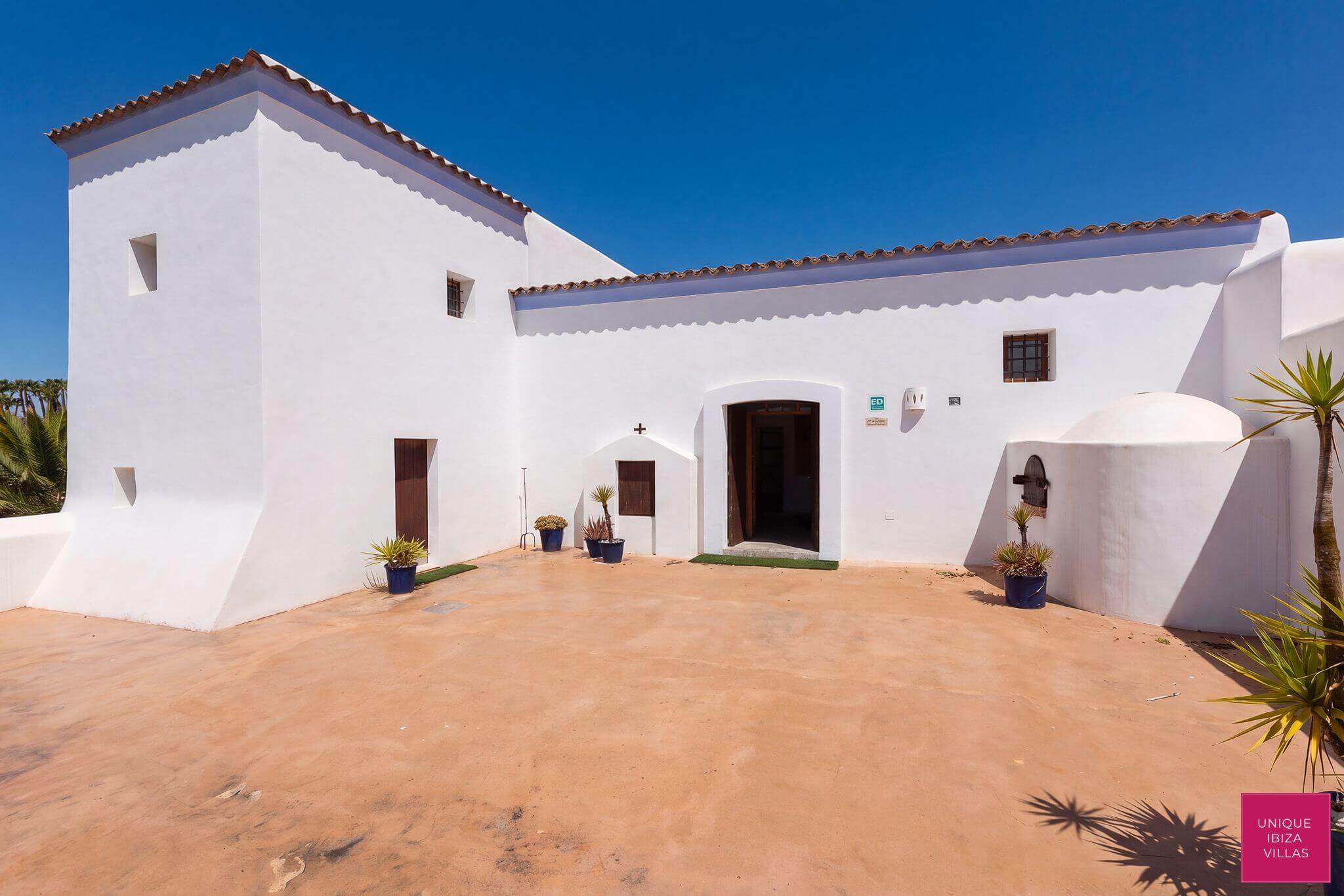  - VILLA CAN MARSCOCH - 5 Bedrooms - Near Ibiza Town 
