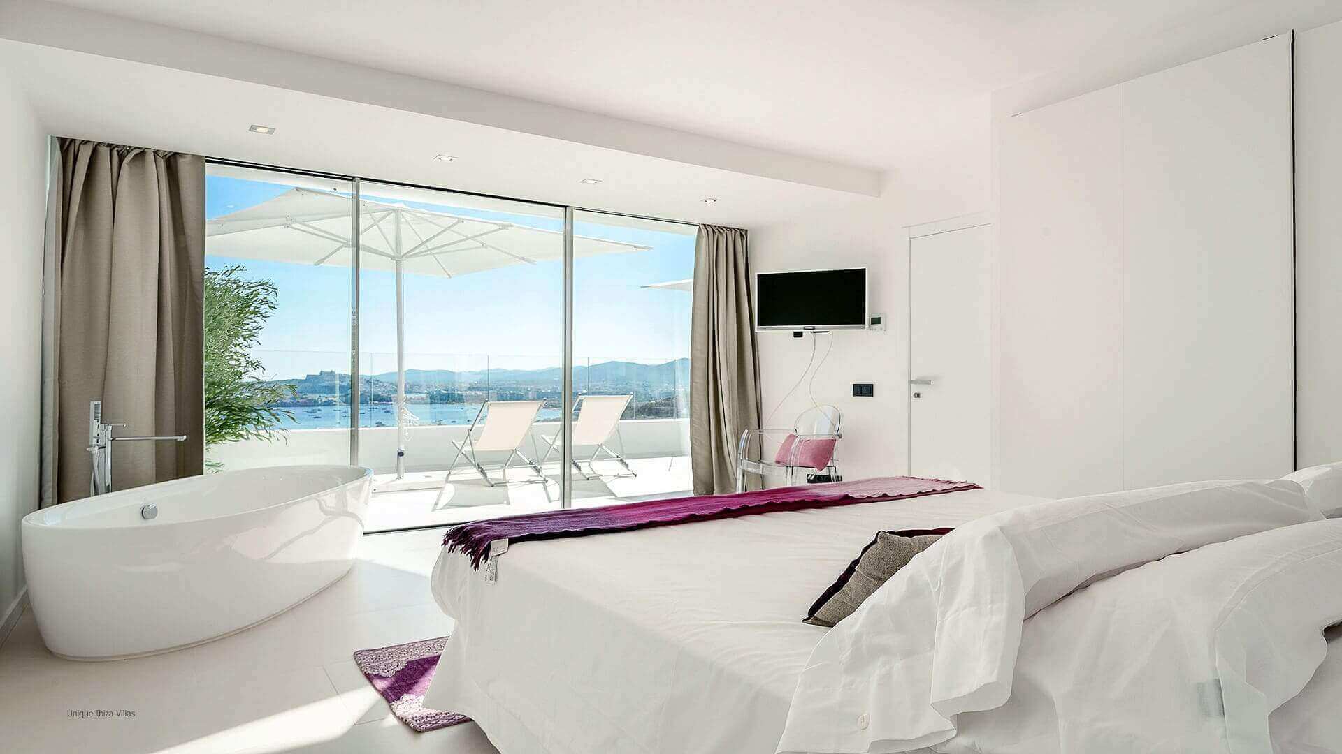 VILLA TRIPLE X - 4 Bedrooms - Can Pep Simo/Talamanca