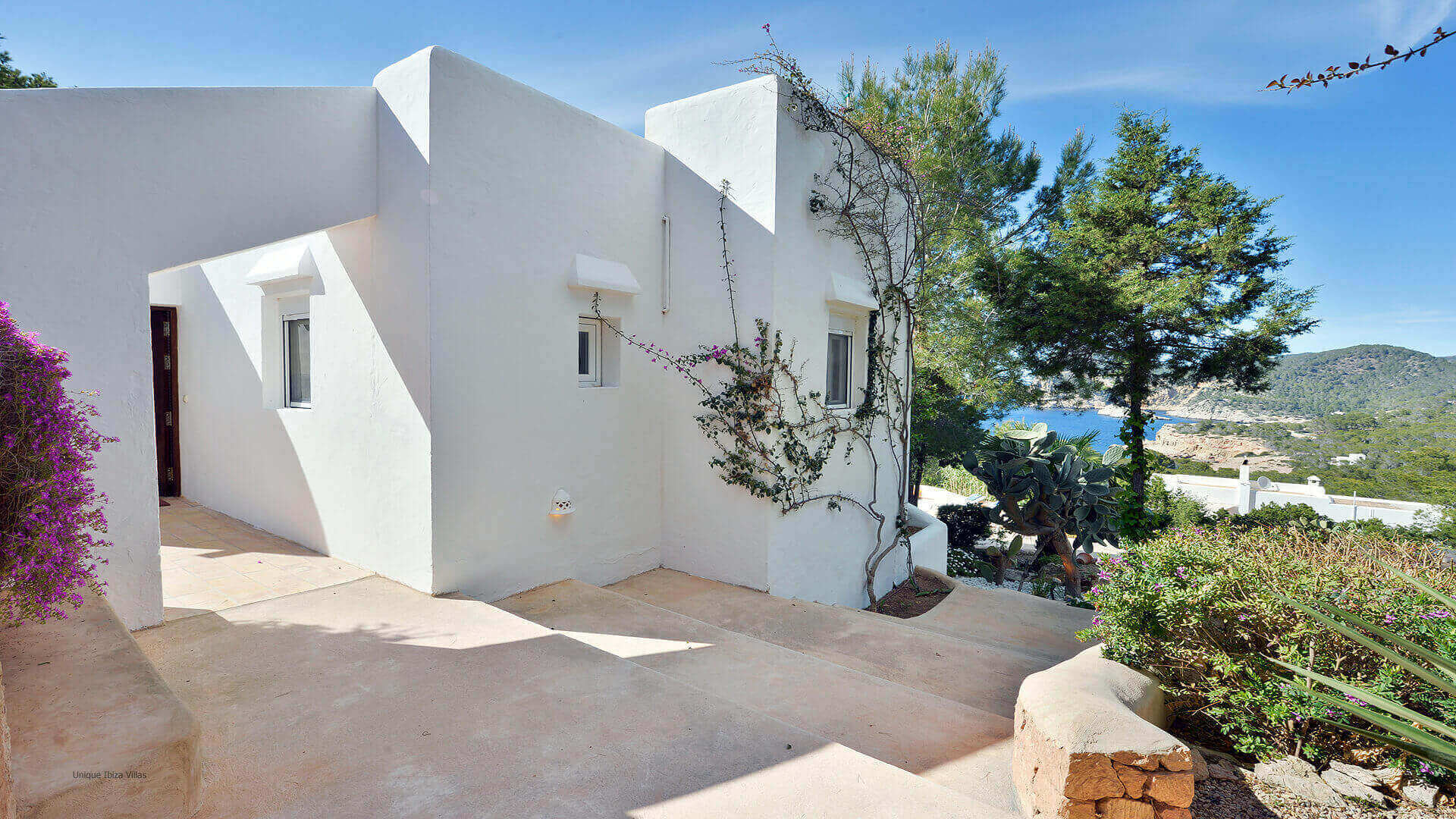 VILLA SALADA - 3 Bedrooms - Cala Salada/Punta Galera (Sunsets)