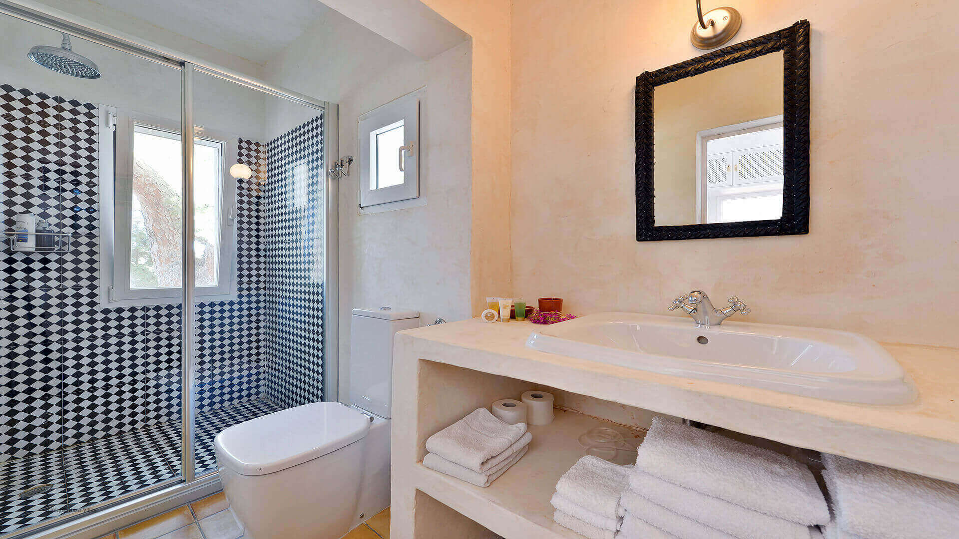 VILLA SALADA - 3 Bedrooms - Cala Salada/Punta Galera (Sunsets)