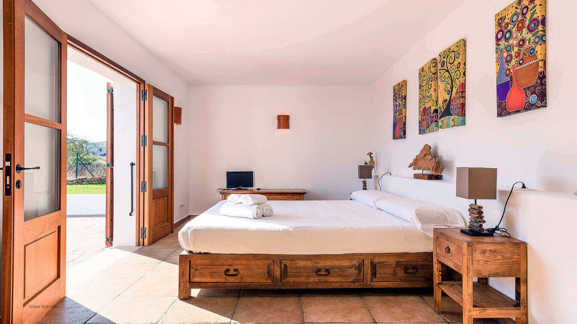 VILLA DALT S'ERA - 3 Bedrooms - Santa Gertrudis (Rural)